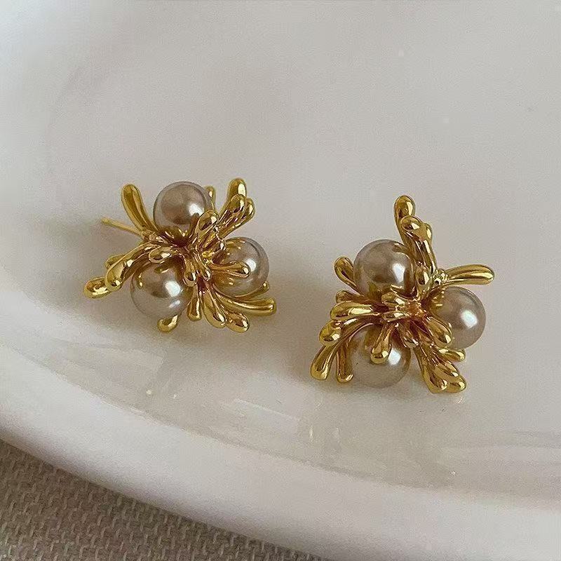 Unique Hong Kong Style Golden Firework  Pearl Stud Earrings For Women, Elegant Fashion Niche Light Luxury Trendy All-Match Ear Jewelry