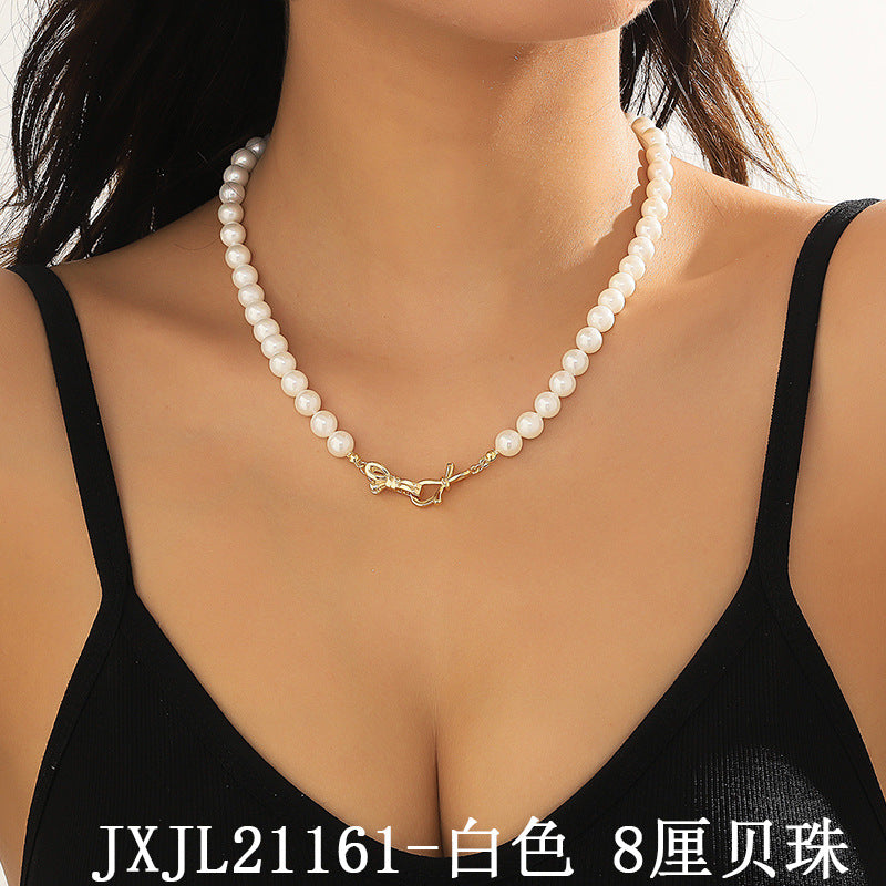 Chic Clavicle Necklace With A High-end Design And A Touch Of Affordable Luxuryperfect As A Sweater Chain