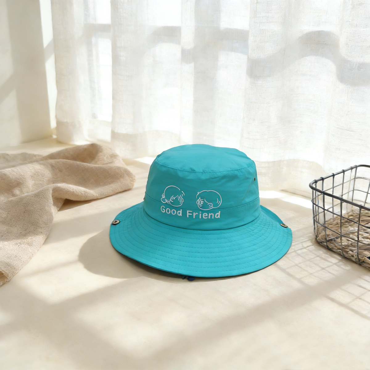 Solid-color Children's English Cartoon Character Embroidered Adjustable Simple And Sweet Fisherman Hat, Suitable For Outdoor Travel And Shopping.