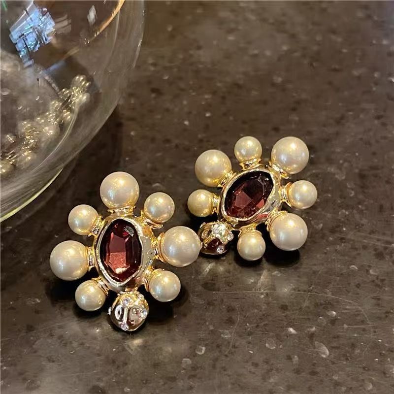 Vintage Retro Gold Elegant Earrings, Classic Pearl  Style Studs, Chic French All-Match Fashion Jewelry For Women