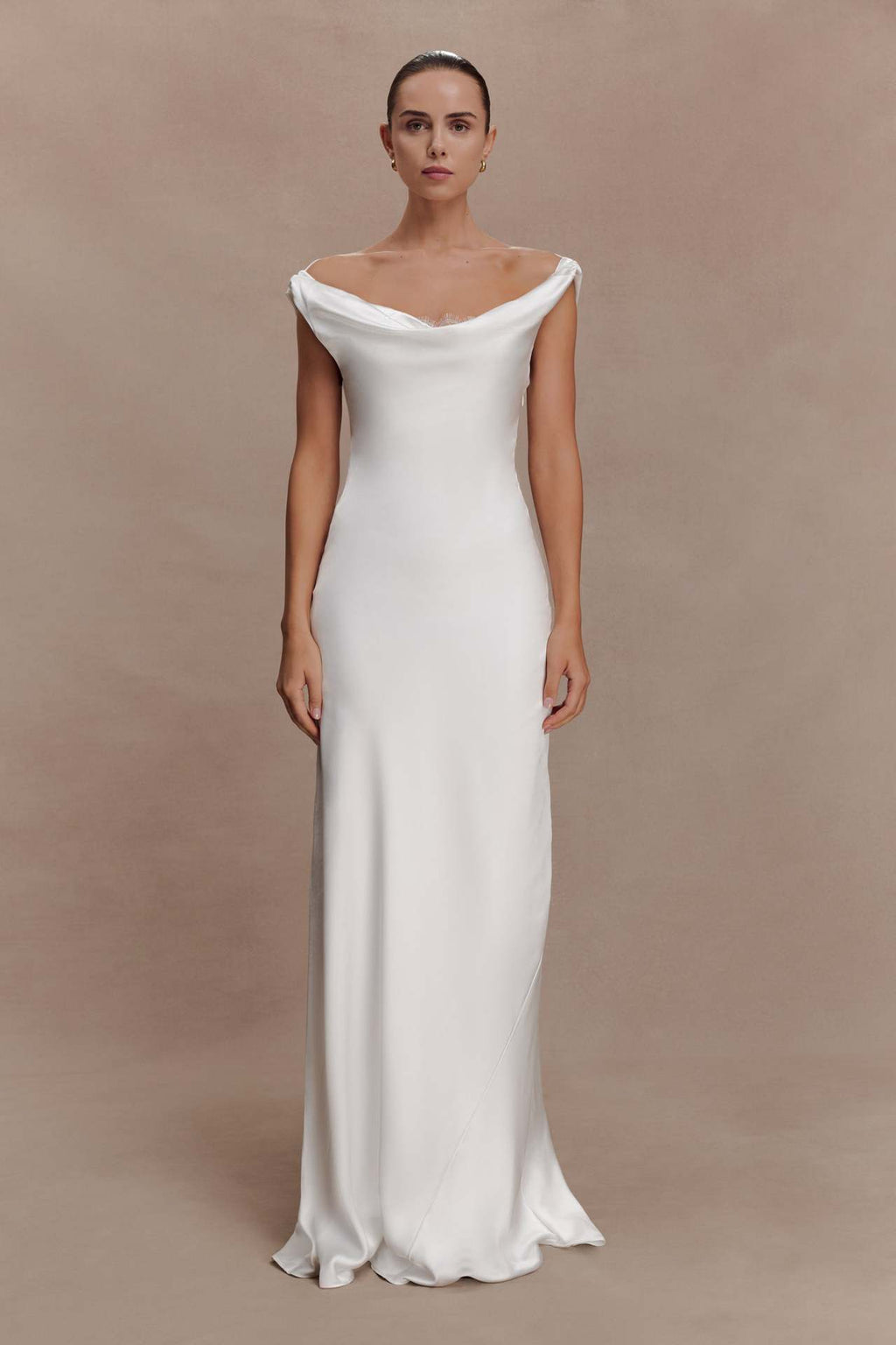 Elegant Lace Evening Dress With A Boat Neckline