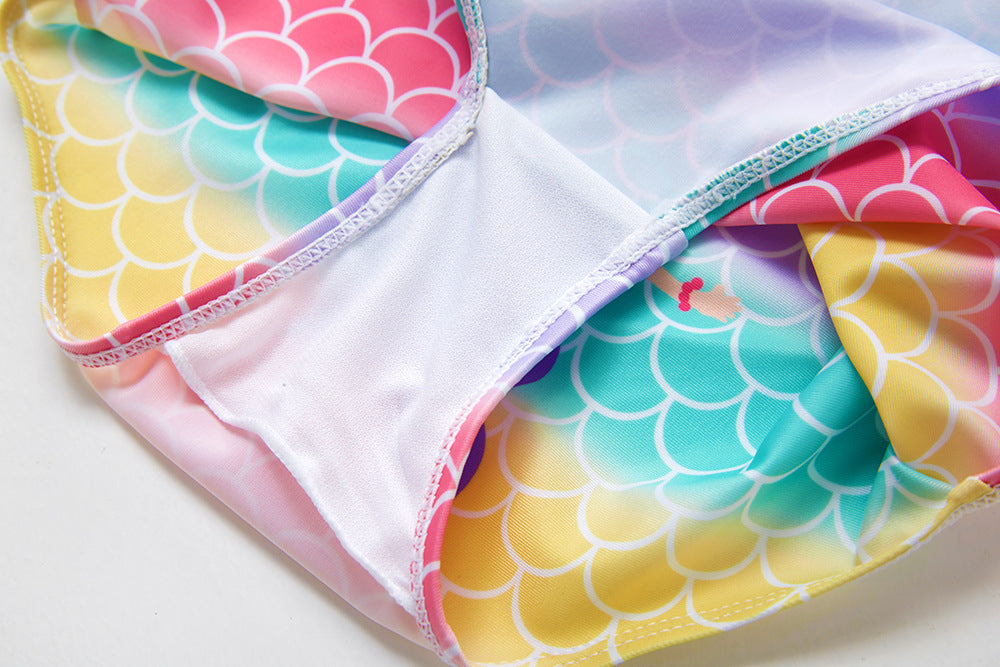 Girls one-piece swimsuit