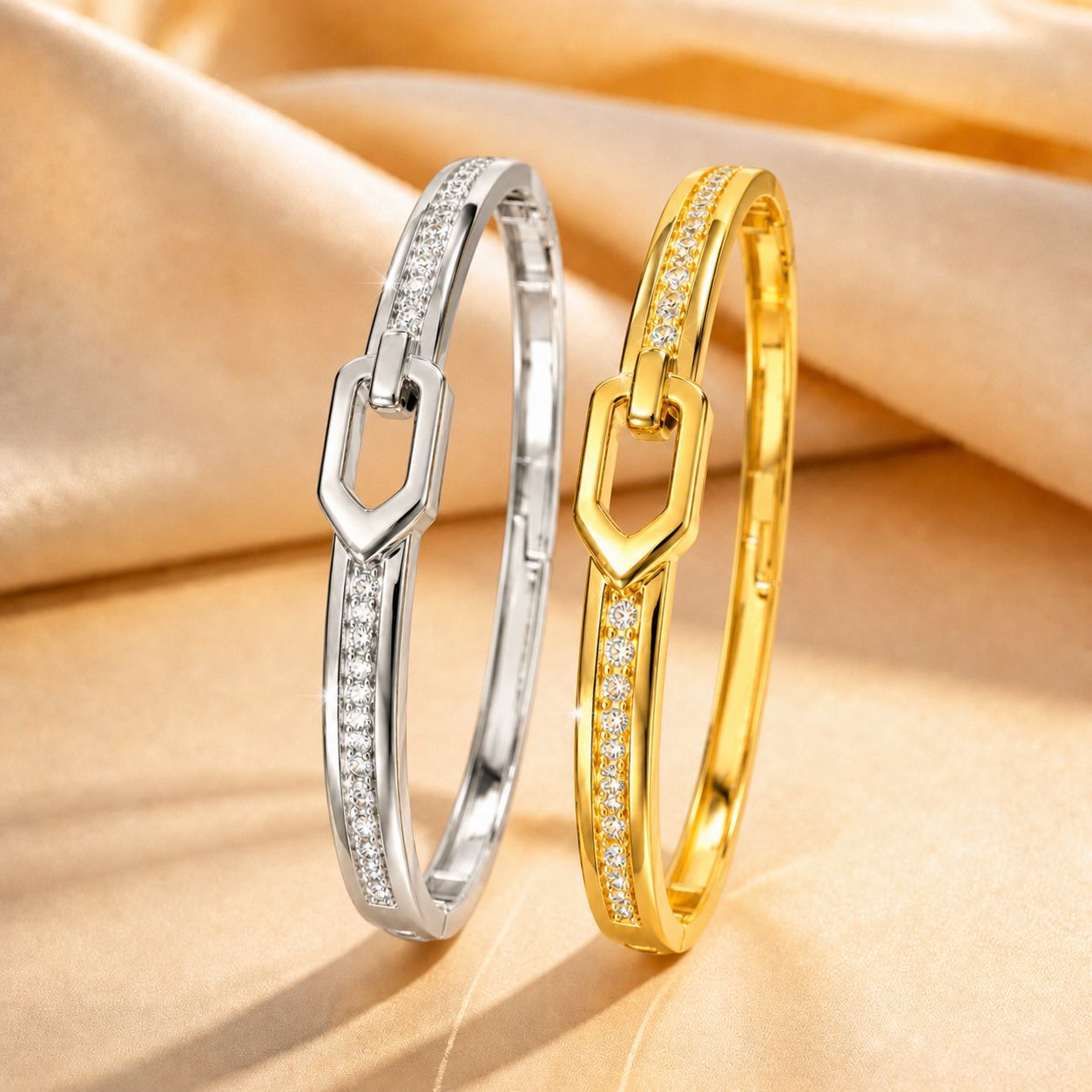 Cool-style Geometric Lock-embellished Diamond Bracelet