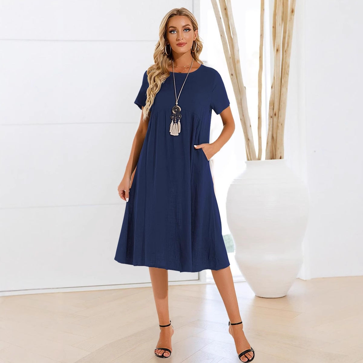 Plus-size Crew-neck Casual Loose-fitting Dress