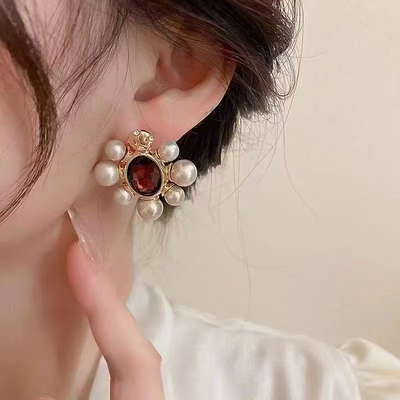Vintage Retro Gold Elegant Earrings, Classic Pearl  Style Studs, Chic French All-Match Fashion Jewelry For Women