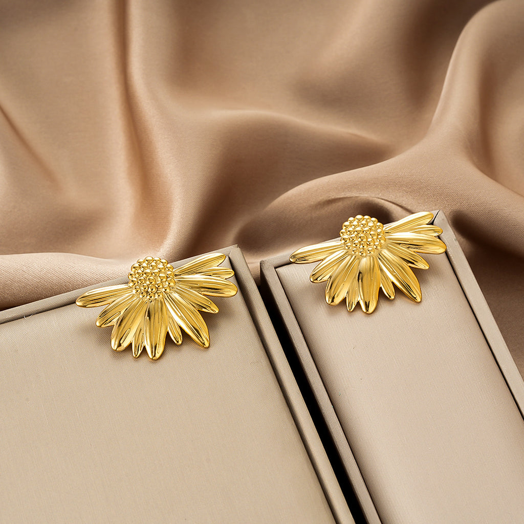 INS Fashion Stainless Steel Petal Earrings, 18K Gold Rotatable Leaf All-Match Titanium Steel Studs, Light Luxury High-End Jewelry For Women