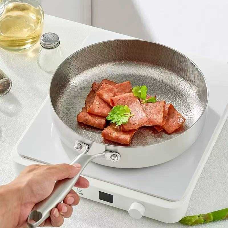 Titanium Hammeredfinish Noncoated Frying PanMade Of 304 Stainless Steel