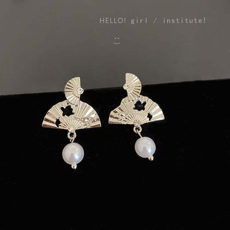 New Chinese Oriental Style Fan-shaped Earrings For Women, Cold Elegant Niche Unique Stud Earrings, Vintage Cheongsam Traditional Ear Jewelry