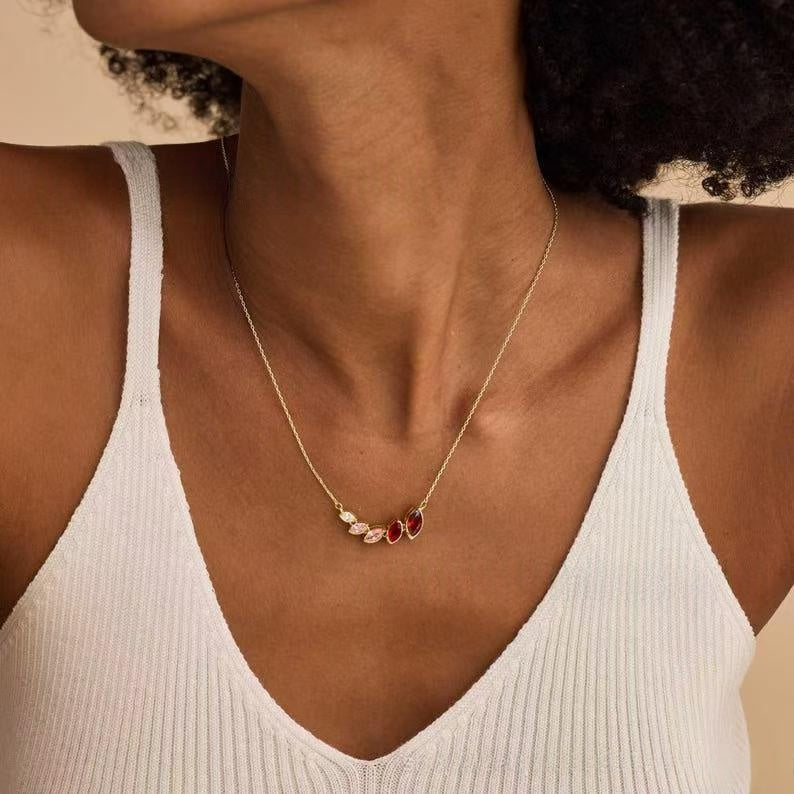 Mother's Day Light Luxury Customized Elliptical Combination Birthday Stone Lock Bone Chain