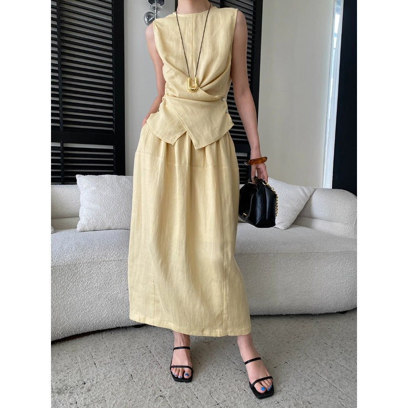 Split-neck Sleeveless Blouse And Elastic-waist Skirt Set