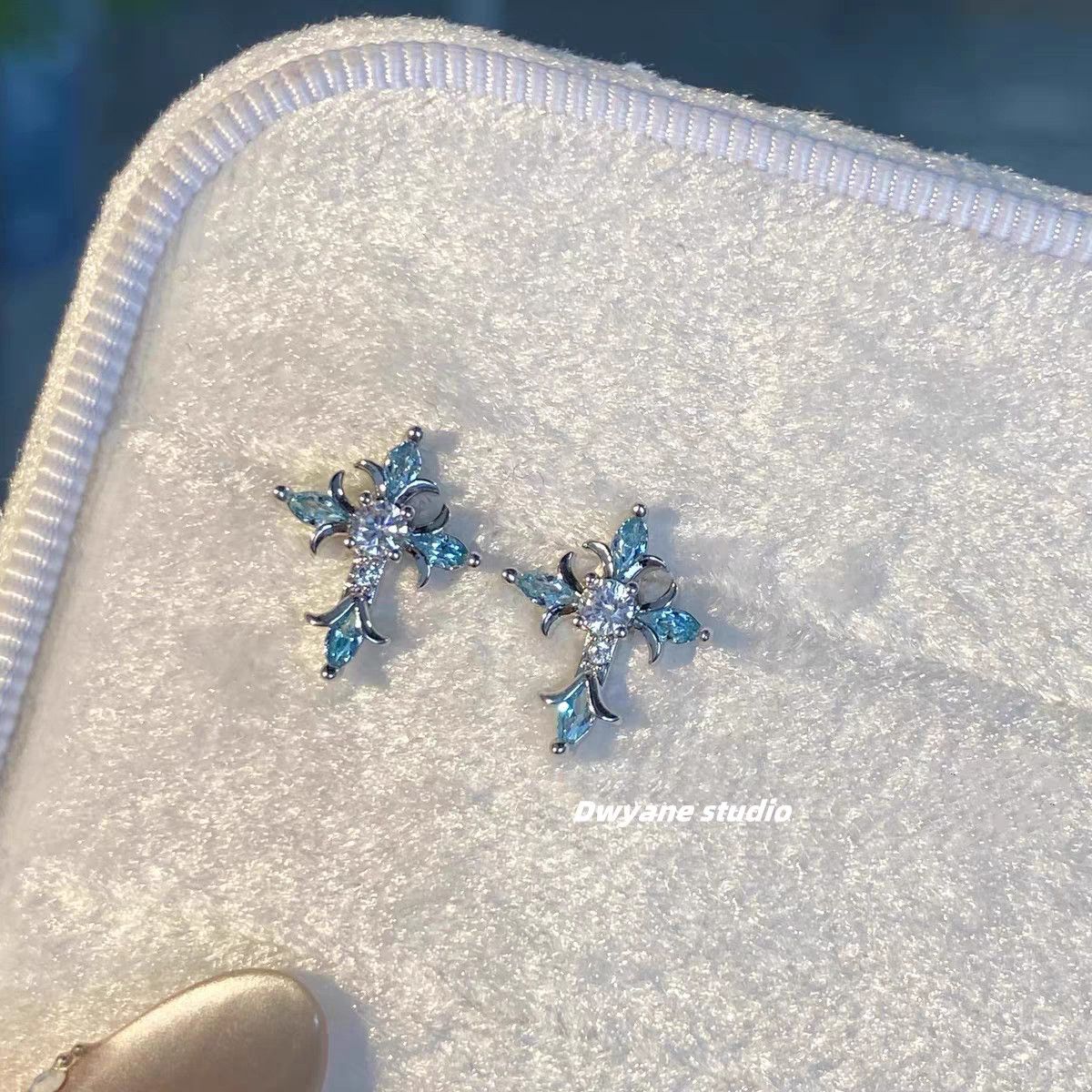 Sparkling Royal Blue Rhinestone Baroque Iris Cross Stud Earrings, Screw Back Cartilage & Helix Piercing Jewelry, Niche Unique Earrings