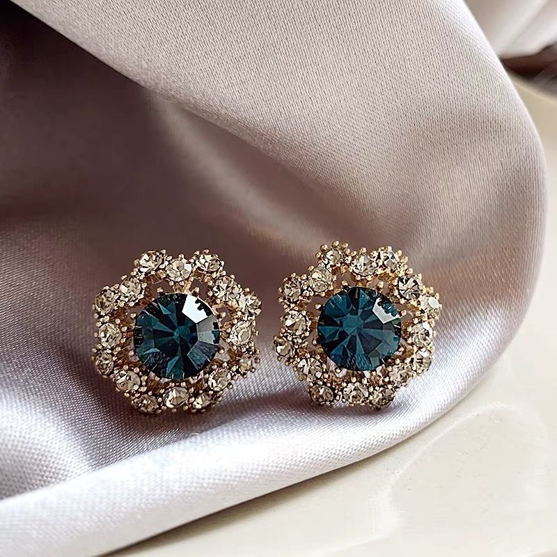 Gunmetal Grey Rhinestone Crystal Round Stud Earrings For Women, New Bestselling Blue Zircon Floral Earrings, Exquisite Trendy Ear Jewelry