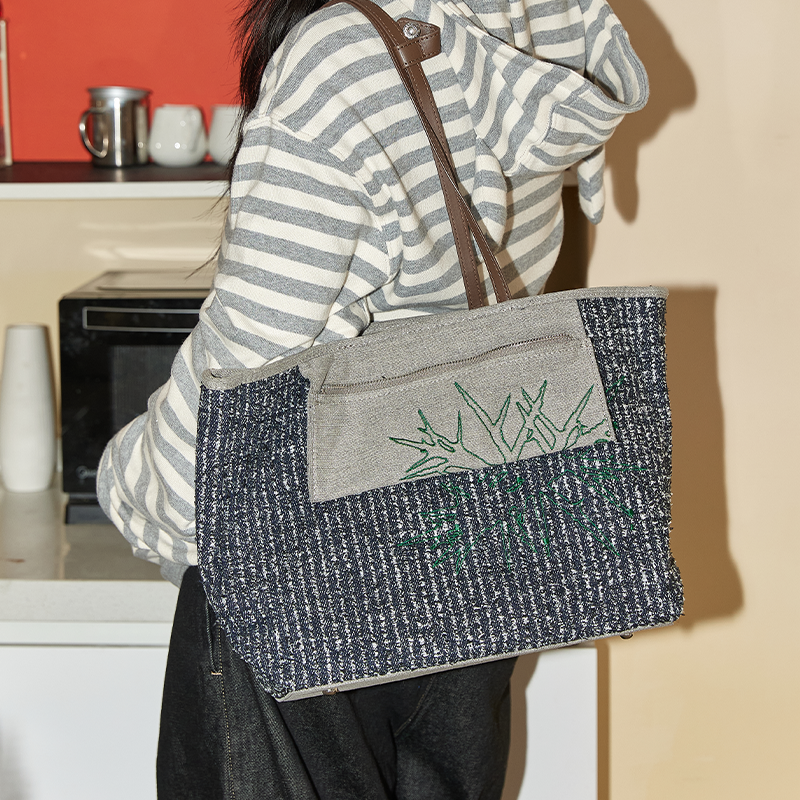 Seed Tote Bag Original Large Capacity Niche Commuter Single Shoulder Tote Bag Design Sense Handbag