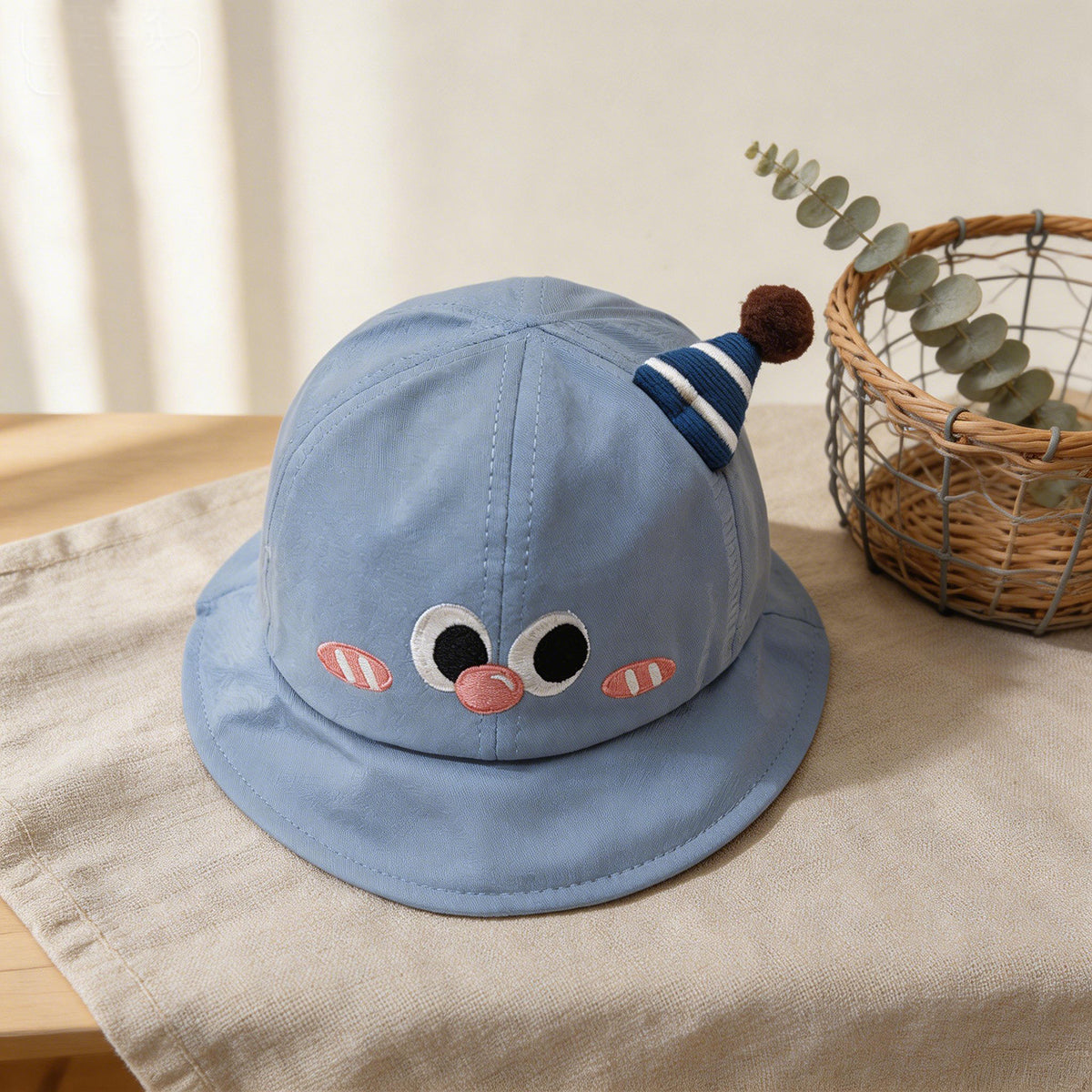 Solid-color Children's Cartoon Clown Pattern Embroidered Party Hat Decoration - Cute And Sweet Fisherman Hat Suitable For Traveling And Shopping