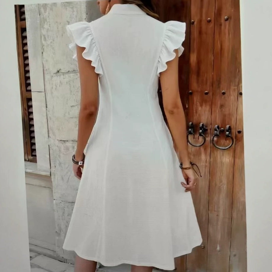 New French-style Fitted-waist Summer Dress With Puff Sleeves And A V-neck
