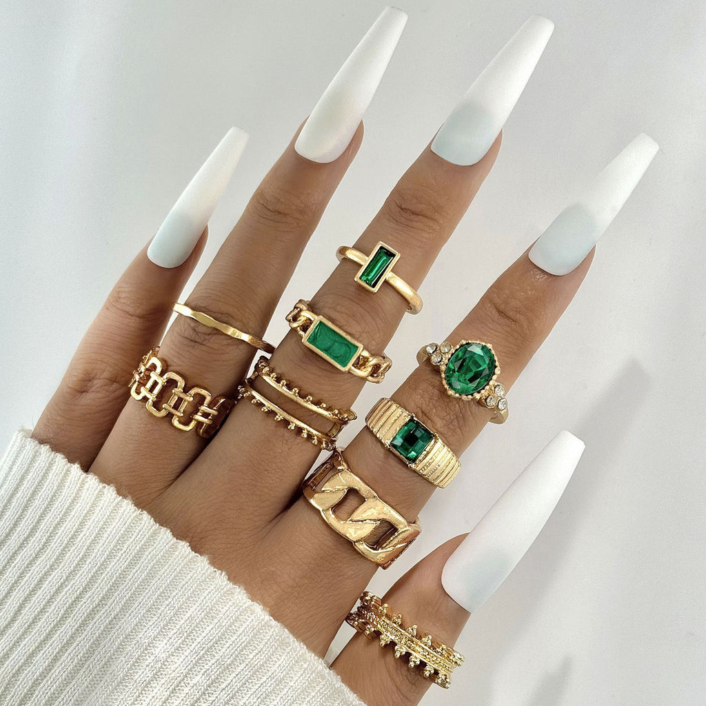 Vintage Emerald And Diamond Snake-Shaped Gemstone Ring Set