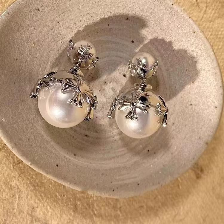 Niche Designer Light Luxury Cross & Pearl Earrings, Exaggerated Popular Statement Stud Earrings For Women Fashion Jewelry