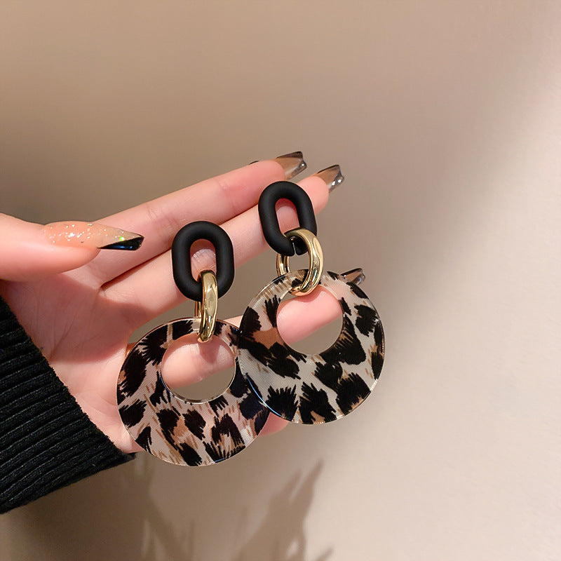 Women French Vintage Circular Flat Resin Tassel Hoop Earrings, S925 Silver Pin High-End Light Luxury Daily Versatile Fashion Circle Ear Accessories
