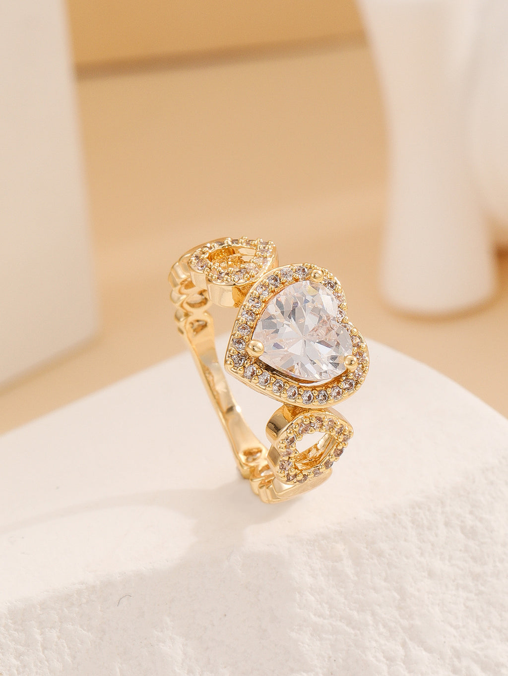 Gold-plated Copper Three-heart Ring Round Shape