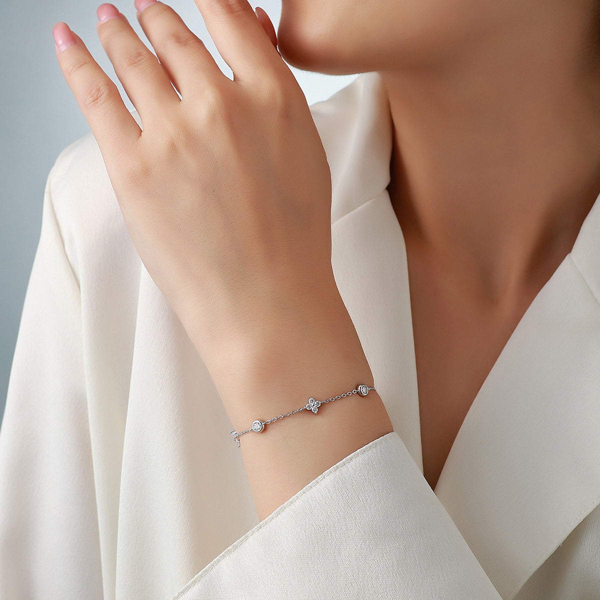 S925 Sterling Silver Moissanite Station Bracelet, D-VVS1 Adjustable  Chain, Platinum Plated 2.5g Women's Jewelry Gift Box Set