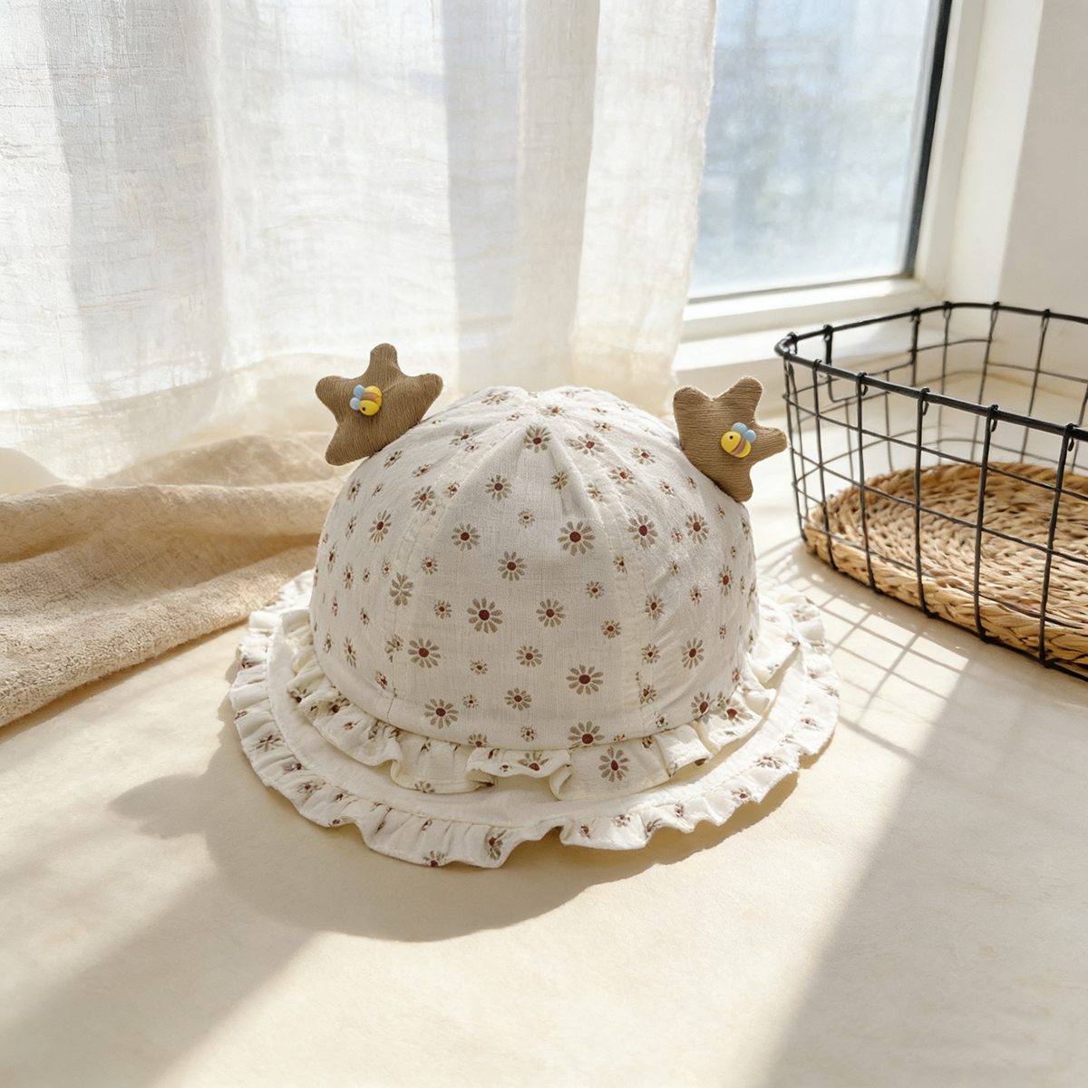 Children's Printed Flower Cartoon Bee Decorative Adjustable Sweet And Casual Fisherman Hat Suitable For Traveling And Shopping