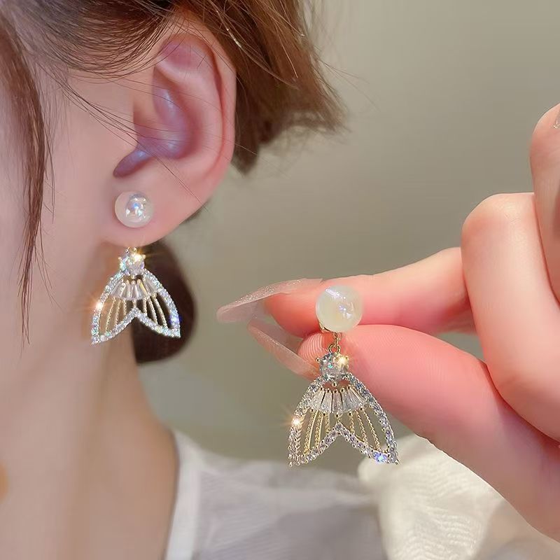 2026 New Hot Selling Light Luxury Elegant Mermaid Tail Pearl Drop Earrings, Niche Designer High-End Dangle Ear Jewelry For Women