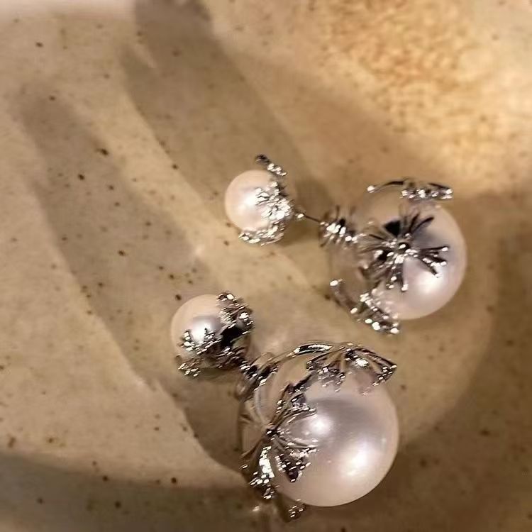 Niche Designer Light Luxury Cross & Pearl Earrings, Exaggerated Popular Statement Stud Earrings For Women Fashion Jewelry