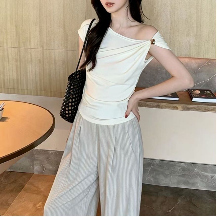 Slim-fit Cropped Top New Short-sleeve Style