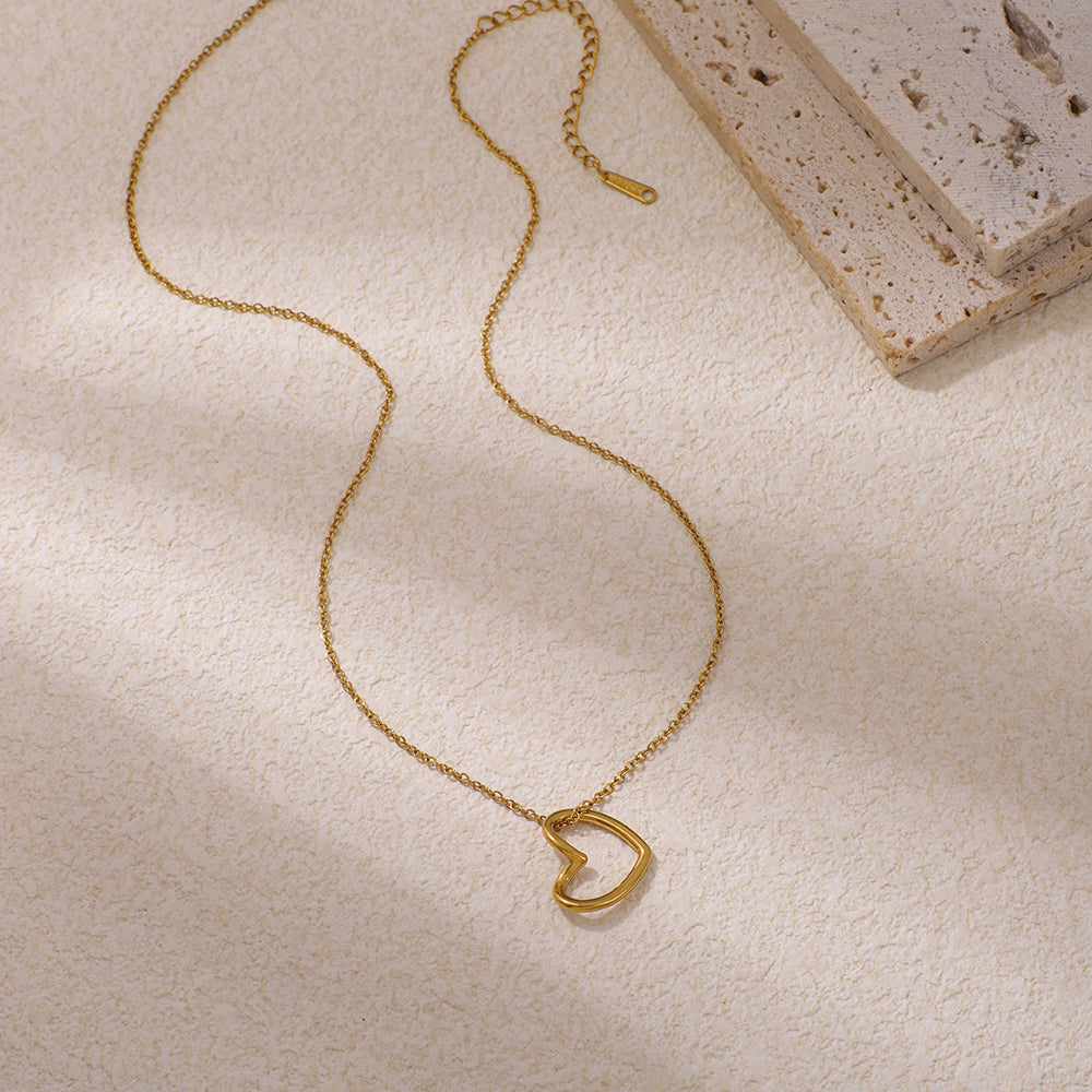 Stainless Steel Minimalist Hollow-out Heart-shaped Pendant Necklace