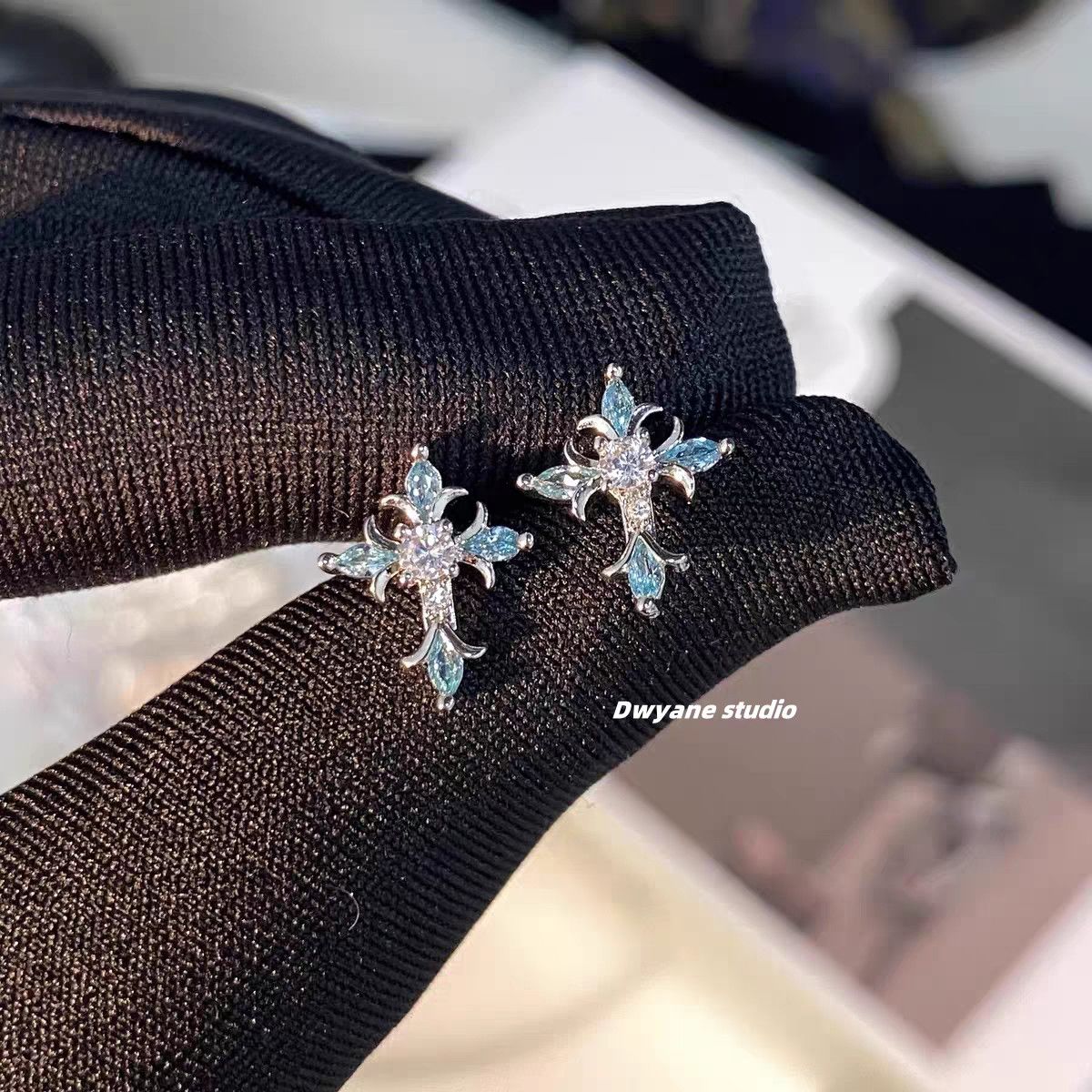 Sparkling Royal Blue Rhinestone Baroque Iris Cross Stud Earrings, Screw Back Cartilage & Helix Piercing Jewelry, Niche Unique Earrings