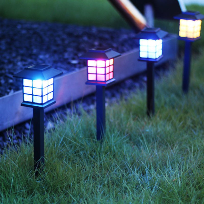 Retro House Solar Lamp Lawn Automatic Ambience Light