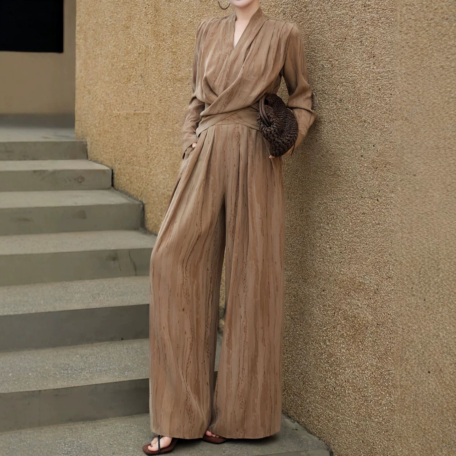 Womens Fashionable Slim-Fit V-Neck Top And Waist-Cinching Wide-Leg Pants Set