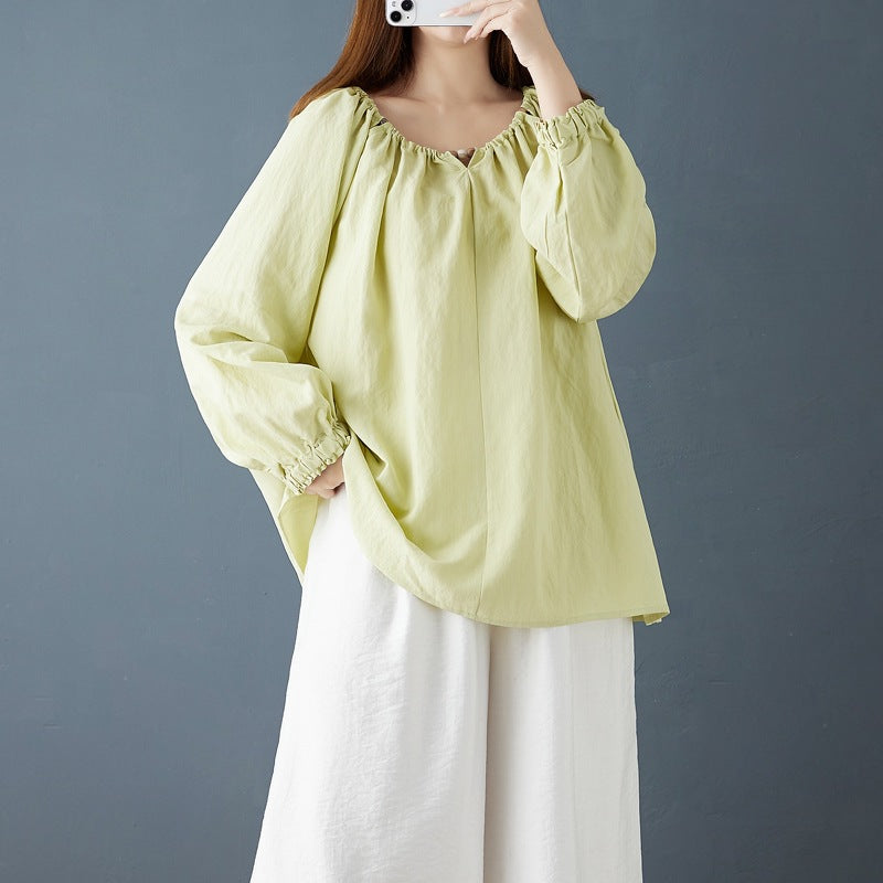 Plus-size Loose-fit Womens Blouse With Ruffled Lace Trim