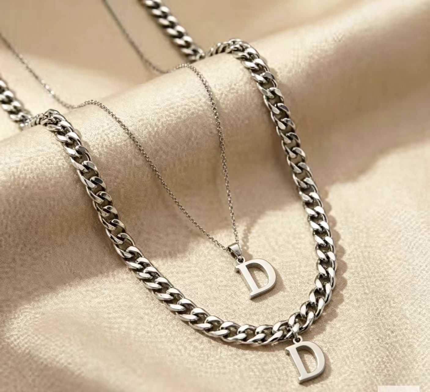 New 26-letter Pendant Sweater Chain Necklace