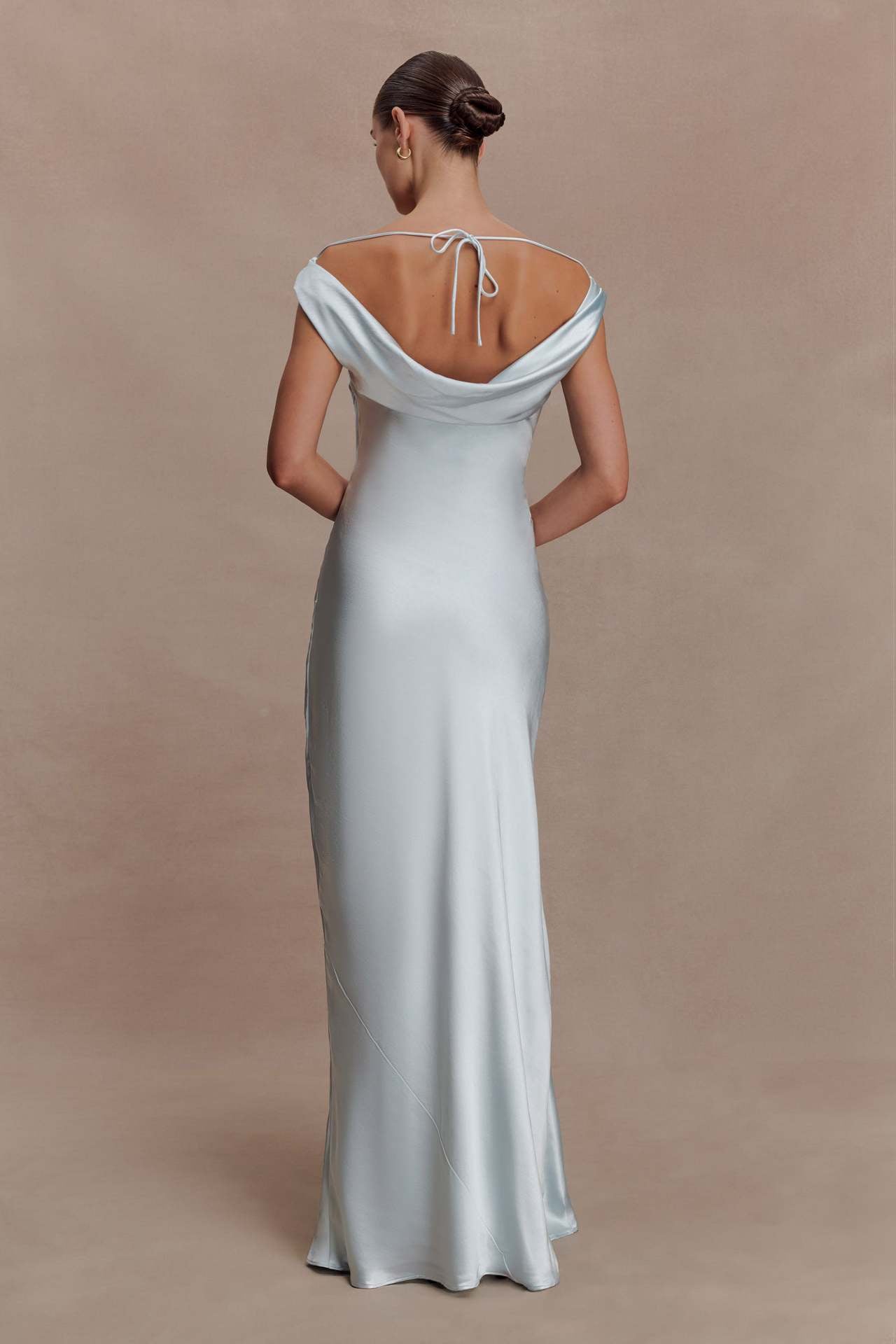 Elegant Lace Evening Dress With A Boat Neckline