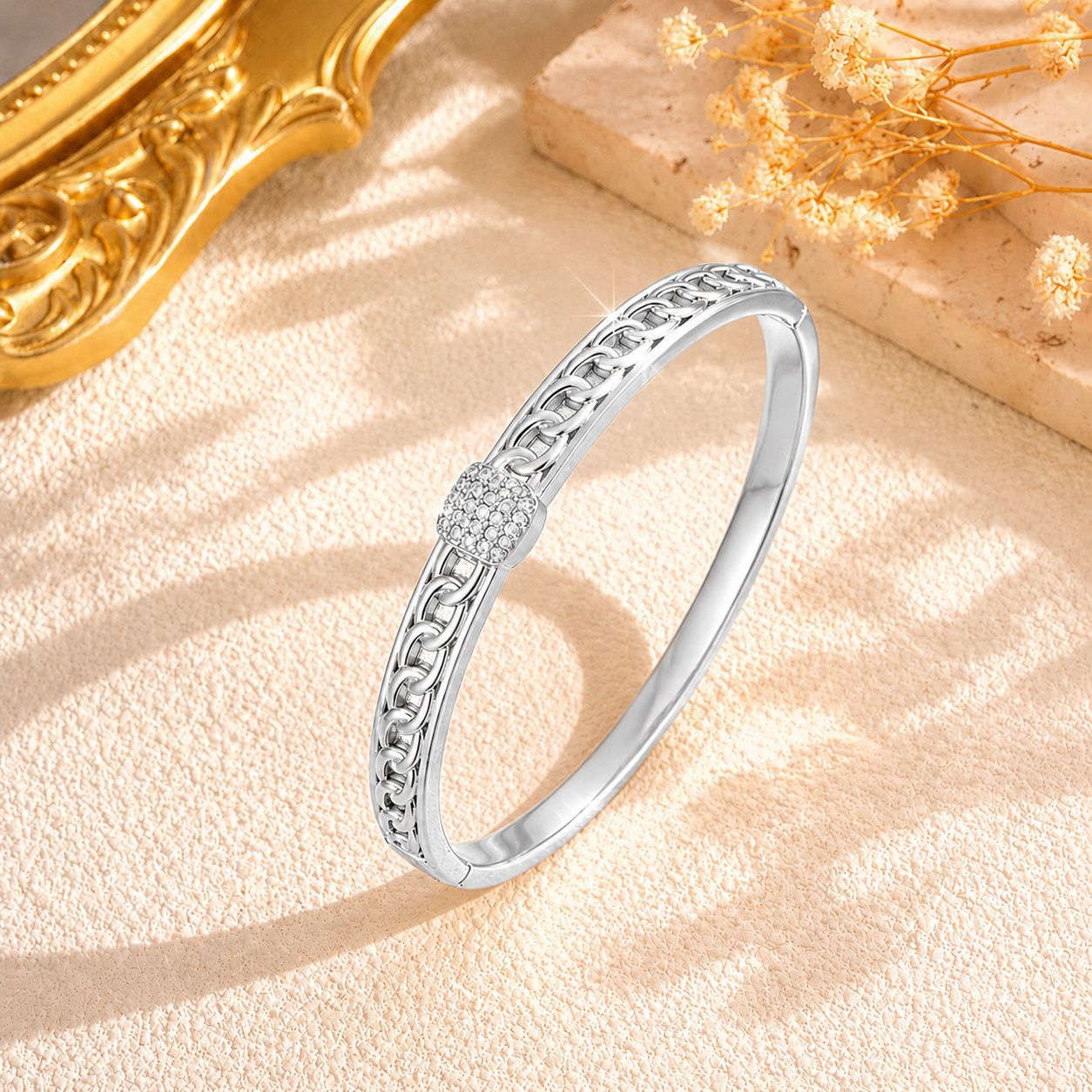 Chain-textured Diamond-studded Bracelet