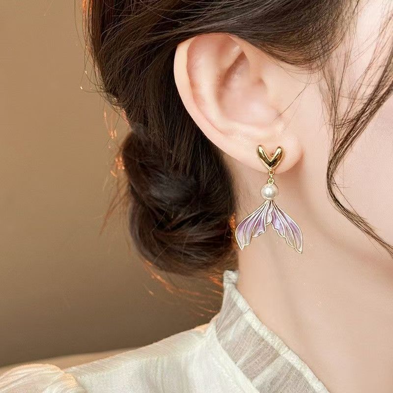 2026 New Bestseller Gradient Mermaid Tail Earrings, Premium Pearl Stud Earrings, Niche Unique Elegant Exquisite Women's Ear Jewelry
