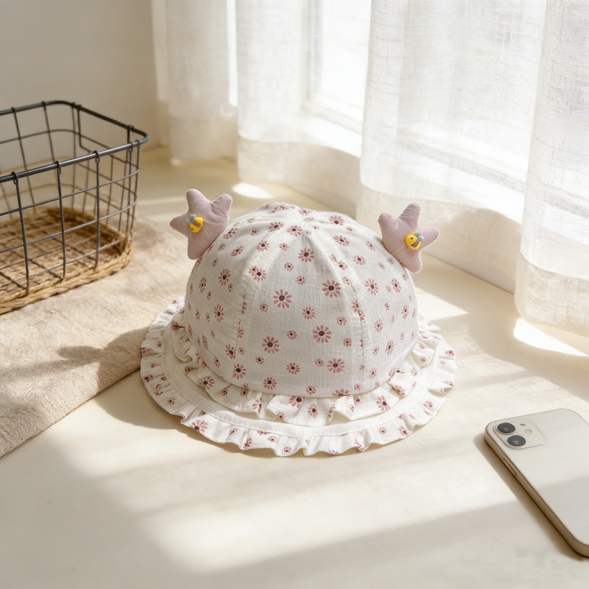 Children's Printed Flower Cartoon Bee Decorative Adjustable Sweet And Casual Fisherman Hat Suitable For Traveling And Shopping