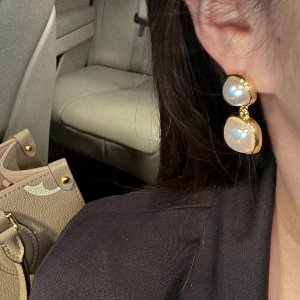 Retro Hong Kong Style Geometric Square Pearl Stud Earrings For Women, Elegant Socialite Classic Cold Minimalist Trendy Earrings & Clip-On Earrings