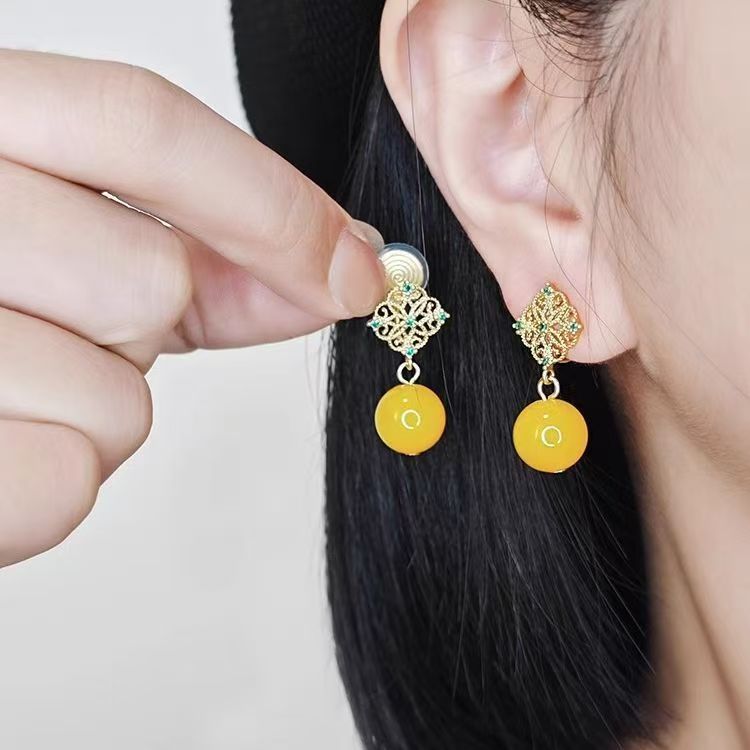 New Chinese Style Yellow Vintage Clip-On Earrings With Coil Spring Back, Green Rhinestone Lace Trim Pierced Studs For Non-Pierced Ears Women's Ear Jewelry