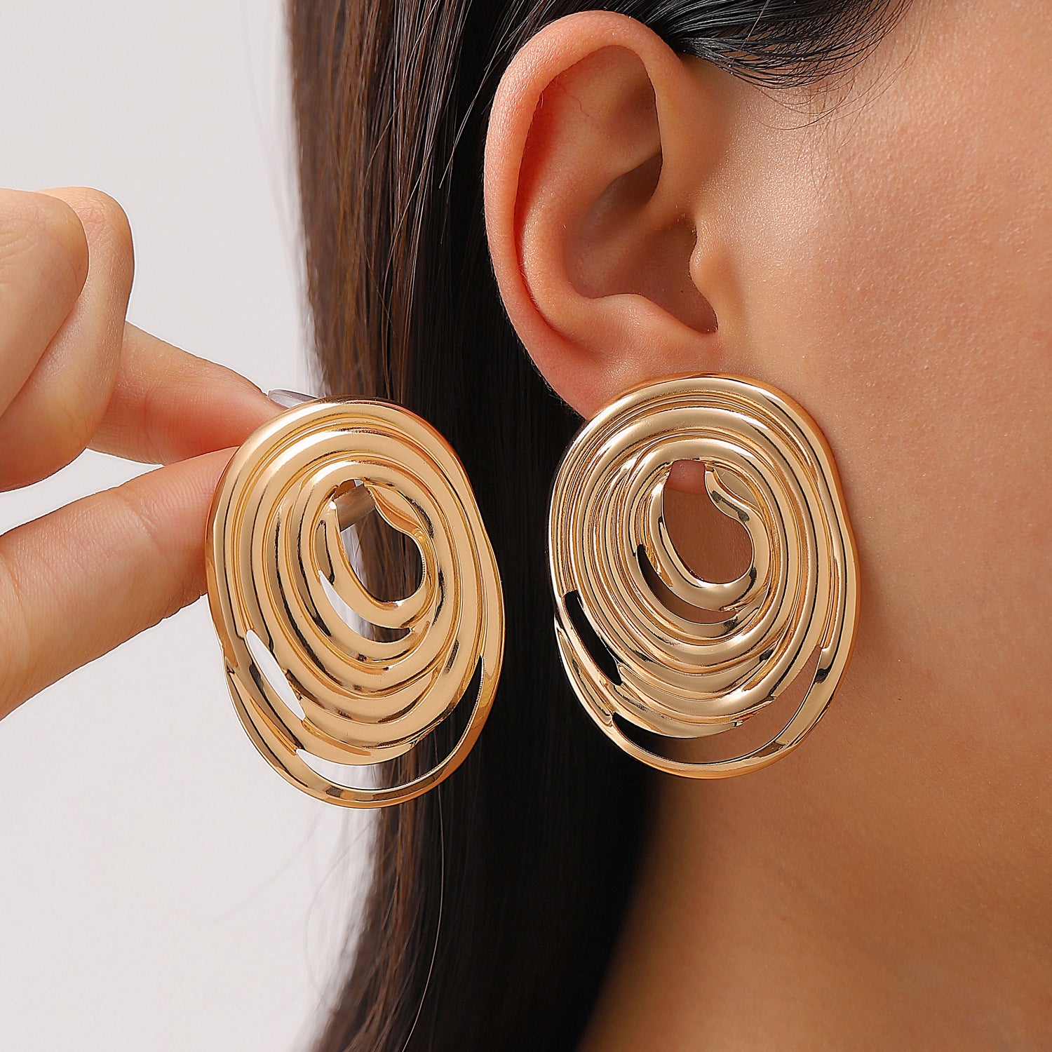 Avant-Garde Irregular Geometric Ear Jewelry, Retro Bold Lava Crinkled Metal Texture European American Trend Women Stud Earrings