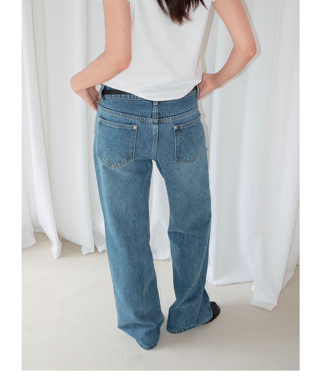 Washing Water Through Micro-horn To Make Old Jeans