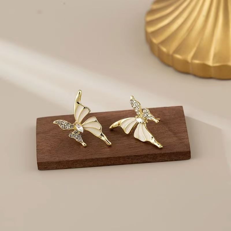 2026 Summer New Hot Luxury Liquid Butterfly Earrings, Niche High-End Elegant Retro Style Women Fashion Ear Jewelry
