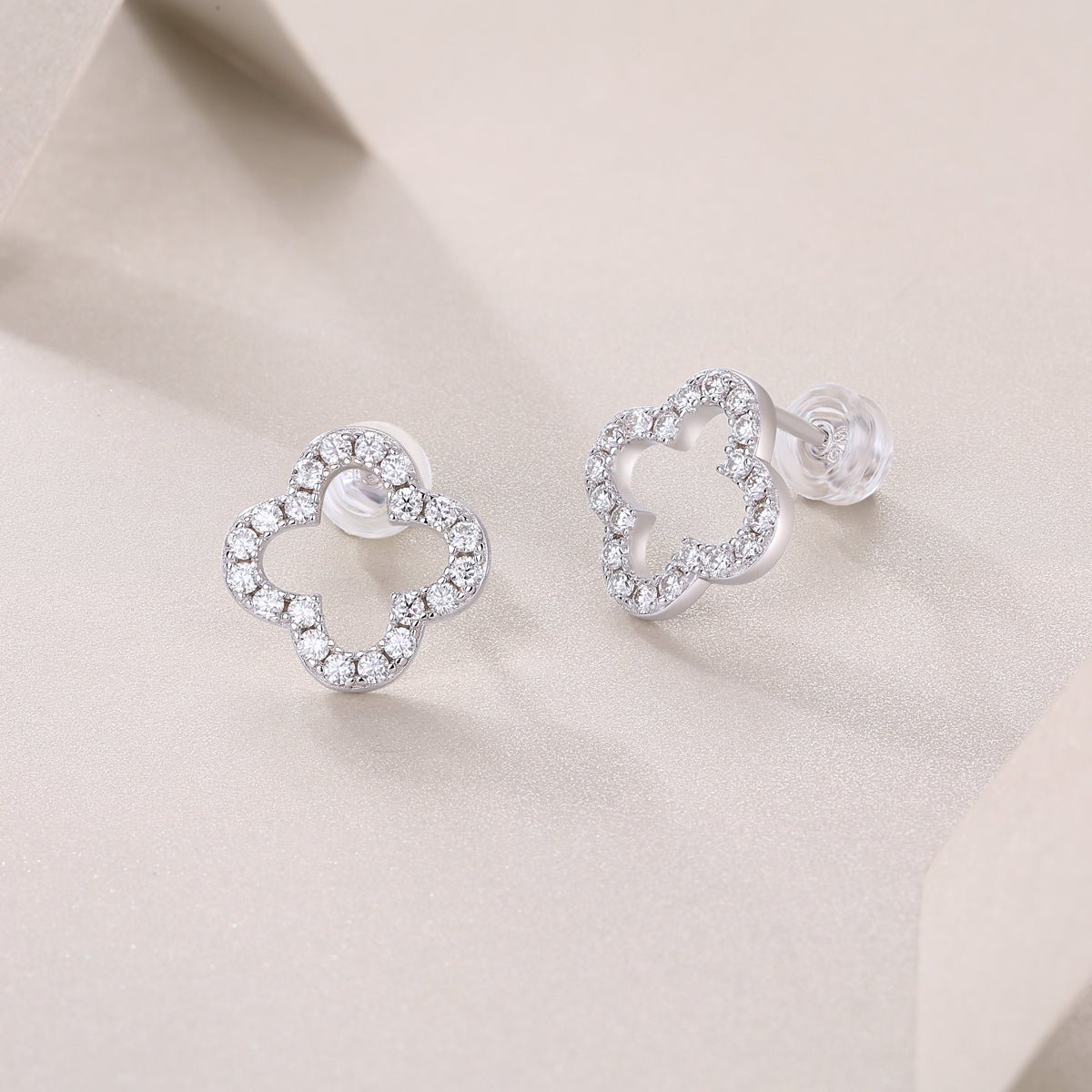 S925 Sterling Silver Open Clover Stud Earrings, D-VVS1 Moissanite Pave Outline, Platinum Plated 1.6g Women's Jewelry Gift Box