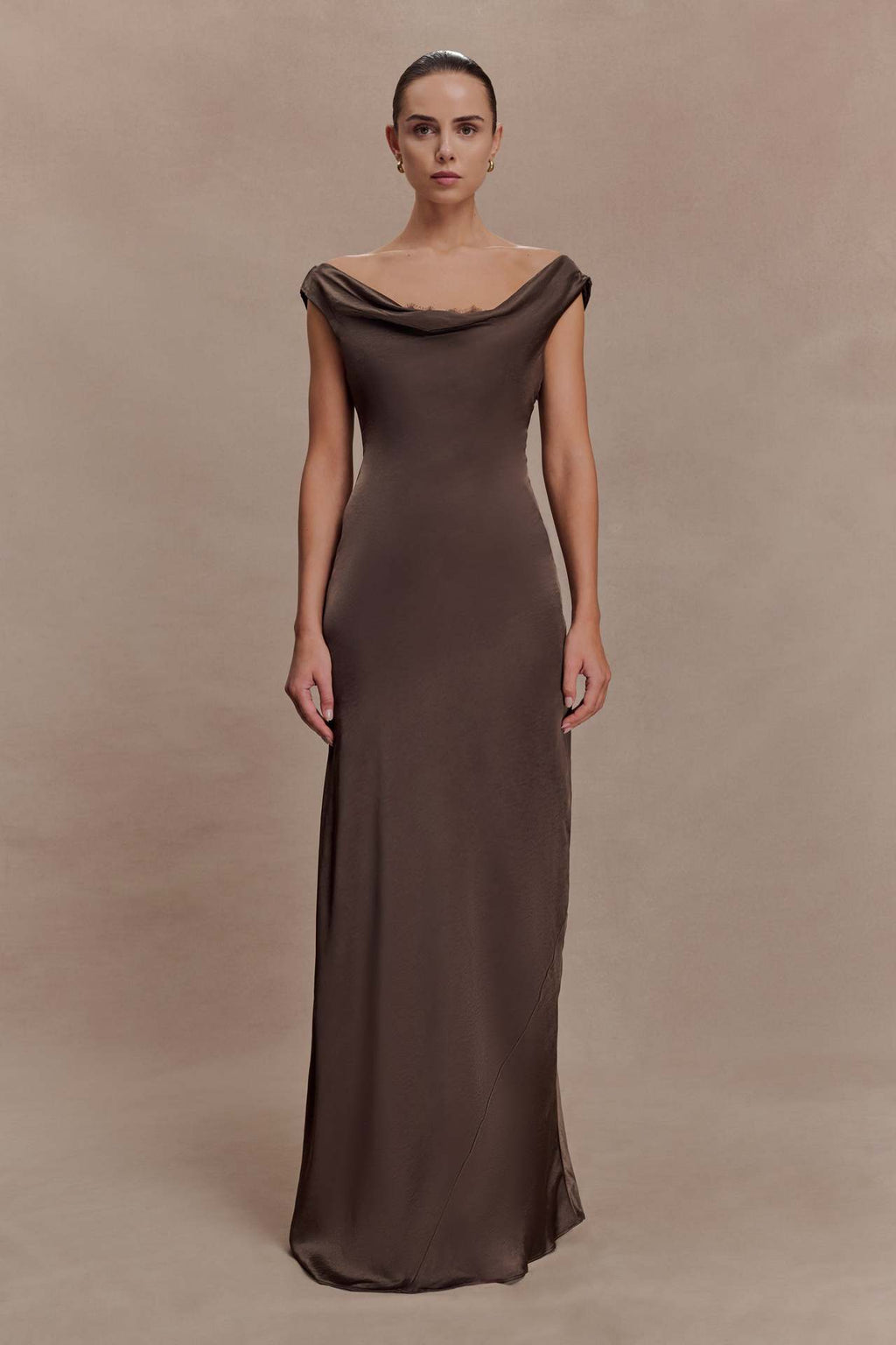 Elegant Lace Evening Dress With A Boat Neckline