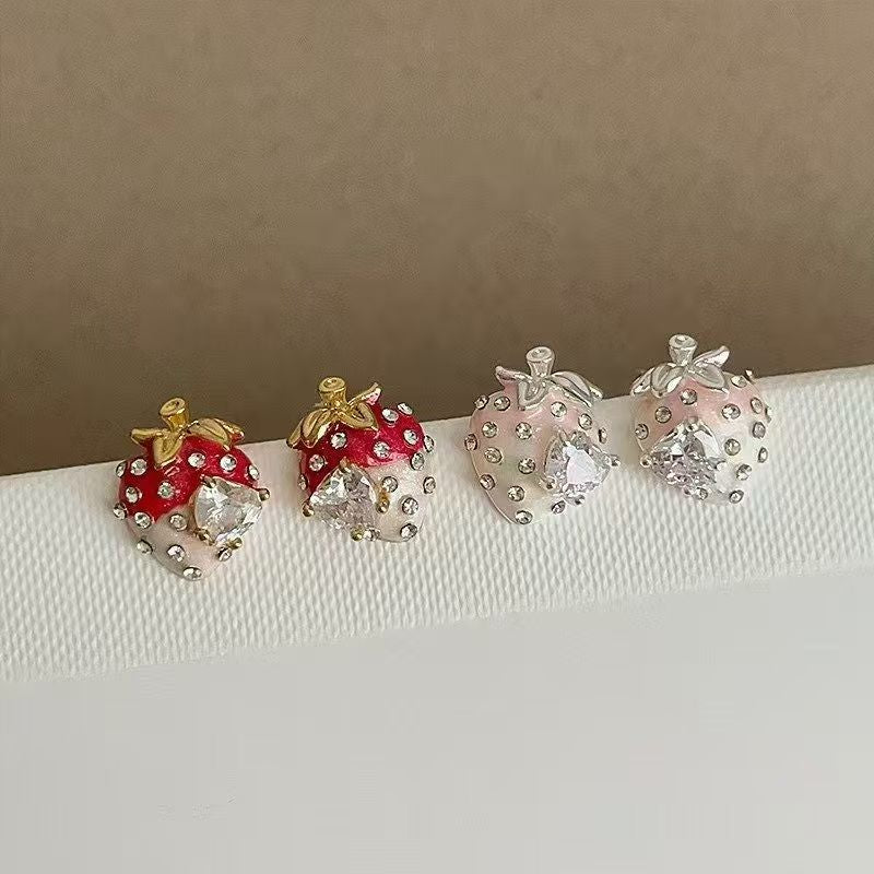 Strawberry Heart Zircon Stud Earrings For Women, Sweet Elegant Designer Jewelry,  Light Luxury Trendy Fashion Ear Accessories
