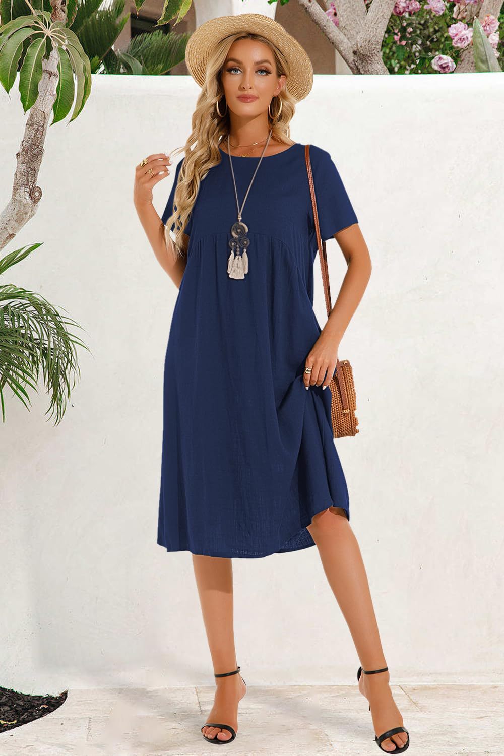 Plus-size Crew-neck Casual Loose-fitting Dress