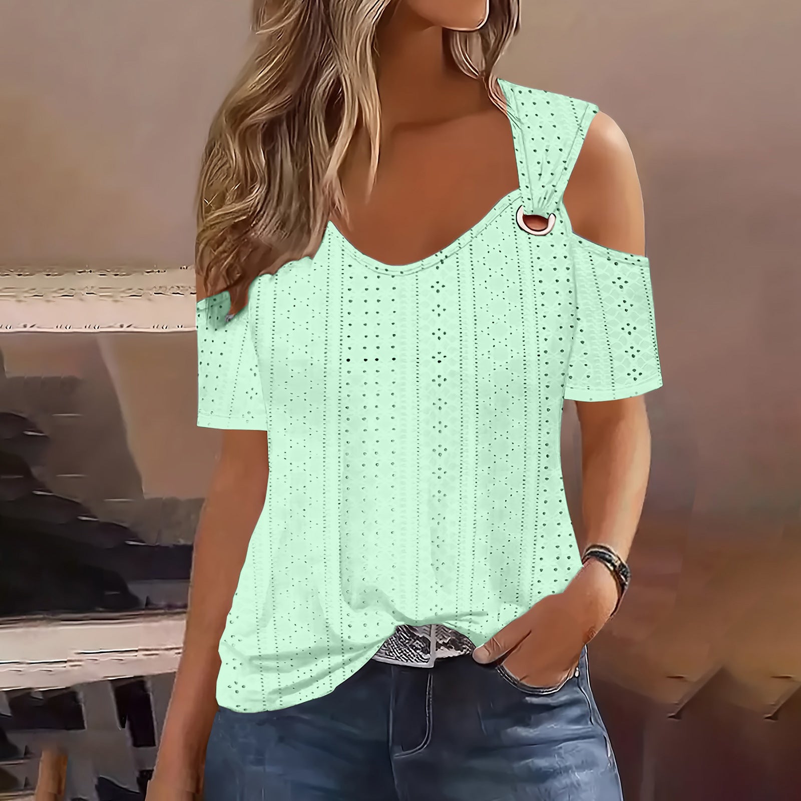 European And American-style Fitted Casual Short-sleeve Womens T-shirt With A Slit Neckline