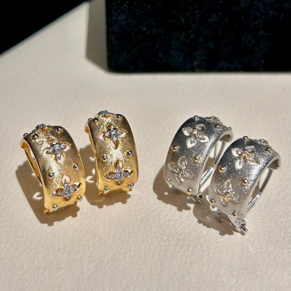 Fashion Exquisite French Retro C-Hoop Floral Zircon Huggie Earrings For Women, Minimalist All-Match Heavy Craft High-End Designer Ear Jewelry