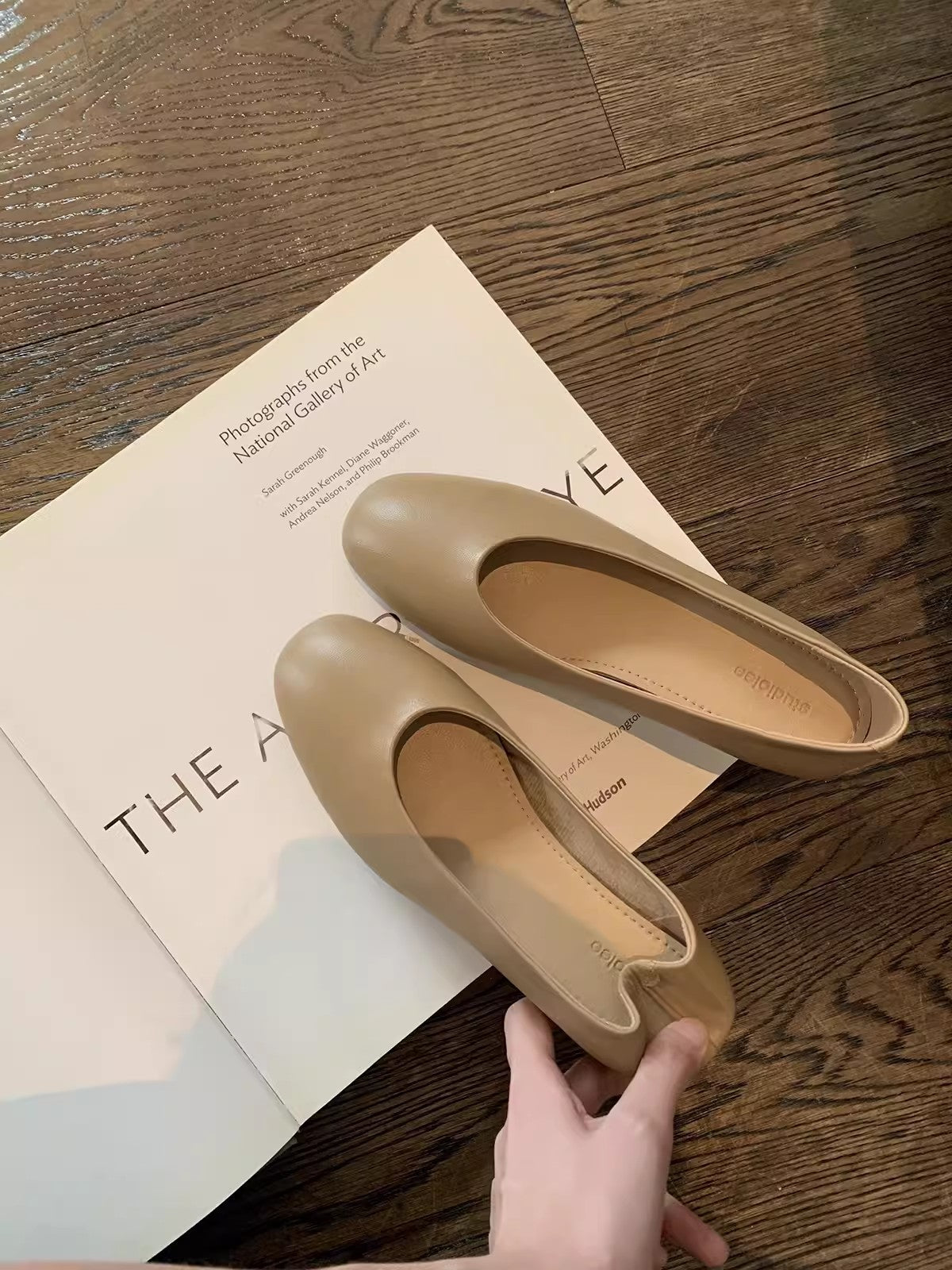 Womens Low-cut Heel-pressed Genuine Leather High Heels